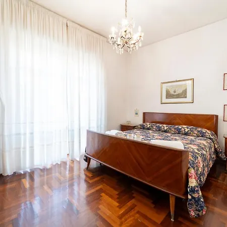 Via Cilea 129 Appartamento *